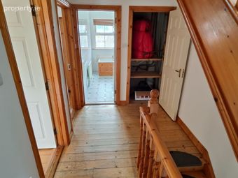 6 Ridge Pool Court, Plunkett Road, Ballina, Co. Mayo - Image 2