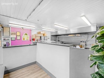 8 Shantalla Road, Beaumont, Dublin 9 - Image 2