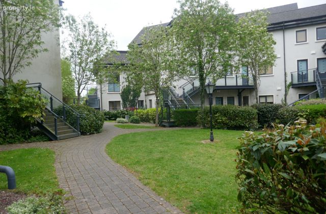 D1, Garden Apartments, Devoy Quarter, John Devoy Road, Naas, Co. Kildare - Click to view photos