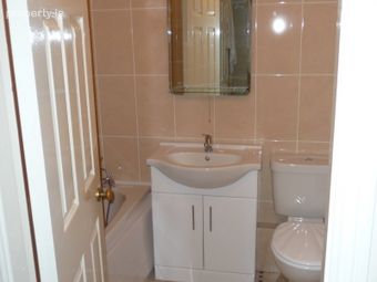 Clarendon Hall, 69 Aungier Street, Dublin 2, Dublin 2 - Image 3
