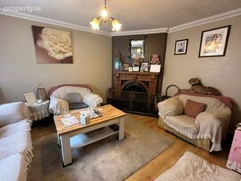 No. 3 Hazelwood Grove, Thurles, Co. Tipperary - Image 4