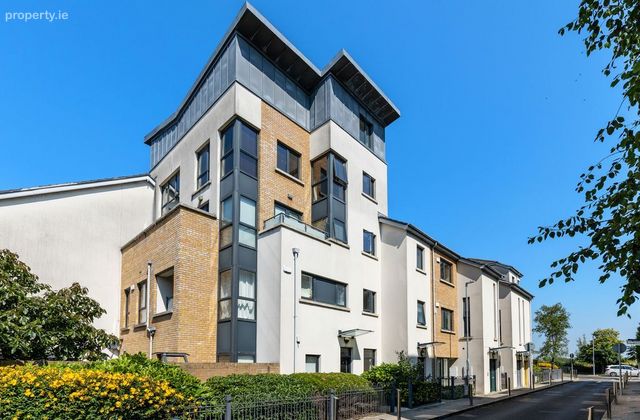 8 Red Arches Close, The Coast, Baldoyle, Dublin 13 - Click to view photos