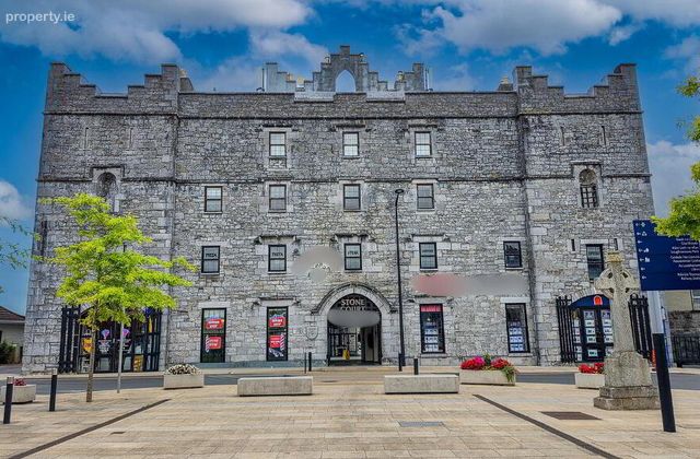 Apartment 15 Stone Court, The Square, Roscommon Town, Co. Roscommon, Roscommon Town, Co. Roscommon - Click to view photos
