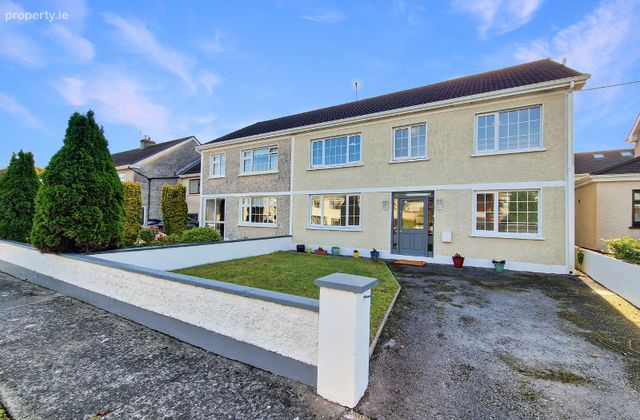 47 Collins Park, Gallows Hill, Ennis, Co. Clare, Ennis, Co. Clare - Click to view photos
