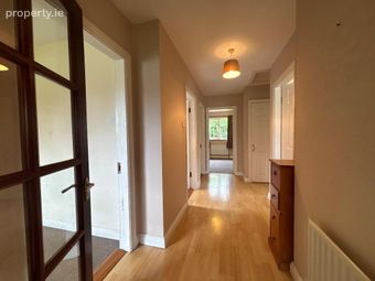 32 Mullaney Gardens, Cashel Road, Cahir, Co. Tipperary, Cahir, Co. Tipperary - Image 3