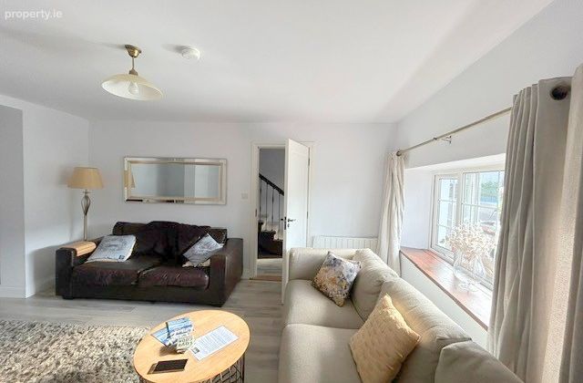 Cork Street, Kinsale, Co. Cork - Click to view photos