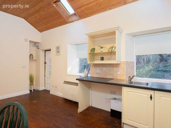 Crescent Lodge, The Crescent, Spy Hill, Cobh, Co. Cork - Image 5
