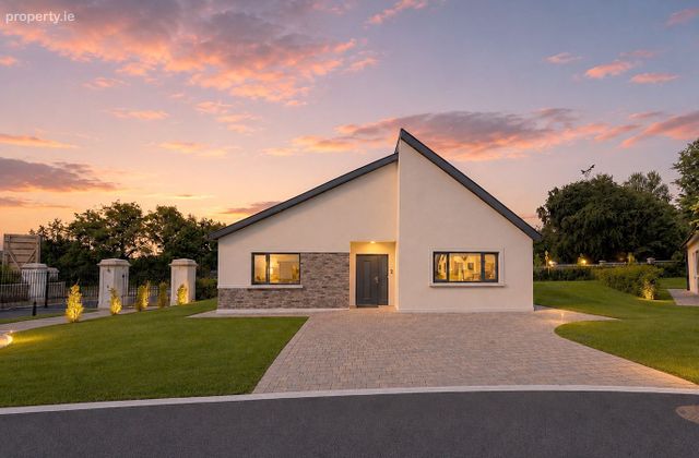 The Detached Bungalow, Killenard, Co. Laois - Click to view photos