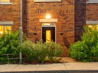 14 Morristown Crescent, The Paddocks, Newbridge, Co. Kildare, Newbridge, Co. Kildare - Image 2