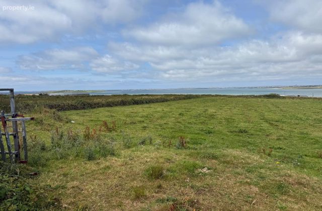 Shraigh West, Bunnahowan, Belmullet, Belmullet, Co. Mayo - Click to view photos