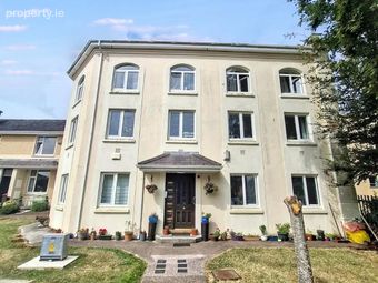 8 Victoria Court, Victoria Village, Victoria Cross, Co. Cork - Image 2