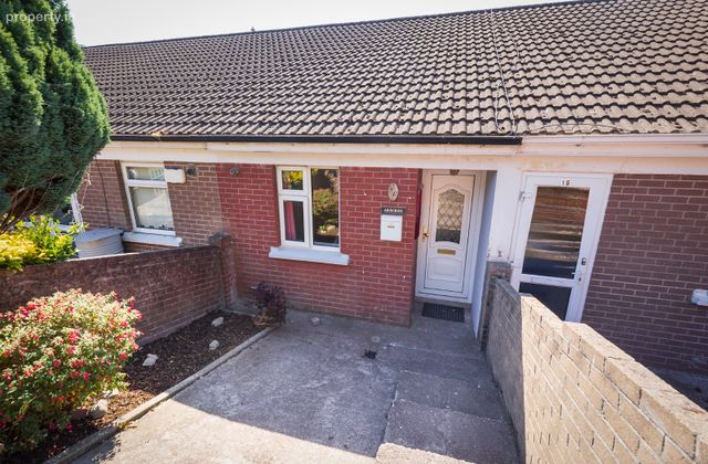 20 Shandon Court, Richmond Hill, St. Lukes, Co. Cork - Click to view photos