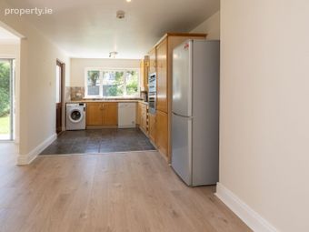 2 Monastery Heath Avenue, Clondalkin, Dublin 22 - Image 4