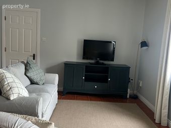 College Road, Galway, Modern 2-bed Apartment | &euro;2,500/month, Bohermore, Co. Galway - Image 3