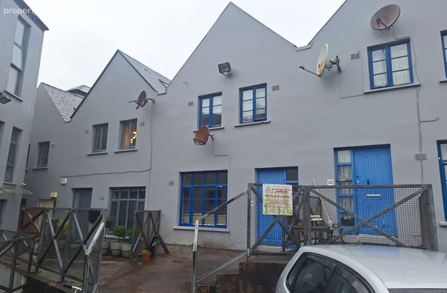 34 Pope's Quay Court, Shandon Street, Cork City Centre, Co. Cork - Click to view photos