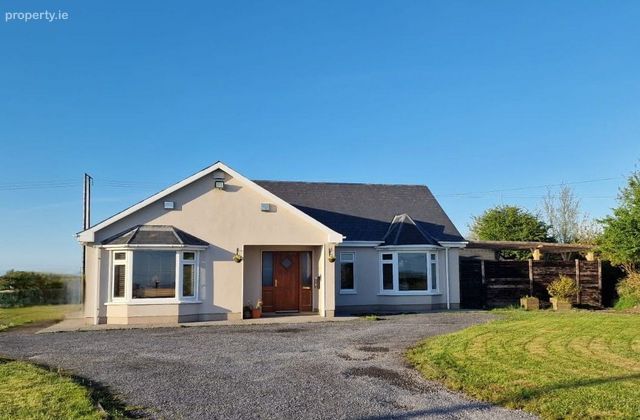 Knockane, Listowel, Listowel, Co. Kerry - Click to view photos
