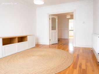 13 Knights Court, Old Youghal Road, Montenotte, Co. Cork - Image 5