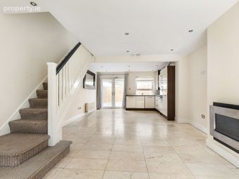 8a Castlefield Way, Dublin 16, Knocklyon, Dublin 16 - Image 3