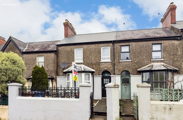 4 Saint Patricks Terrace, Magazine Road, Glasheen, Co. Cork - Click to view photos