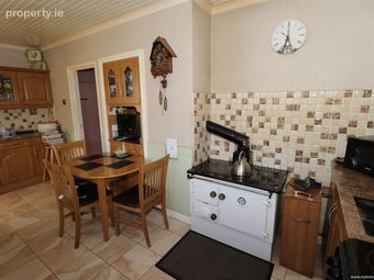 71 Hymany Park, Ballinasloe, Co. Galway - Image 4