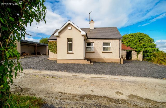 Dromtrasna Collins, Abbeyfeale, Co. Limerick - Click to view photos