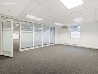 11/12 Warrington Place, Dublin 2, Dublin 2 - Image 4