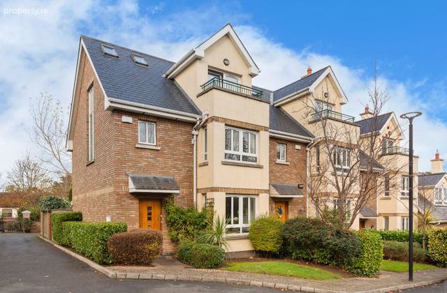5 Dunstaffnage Hall, Stillorgan, Co Dublin, Stillorgan, Co. Dublin - Click to view photos