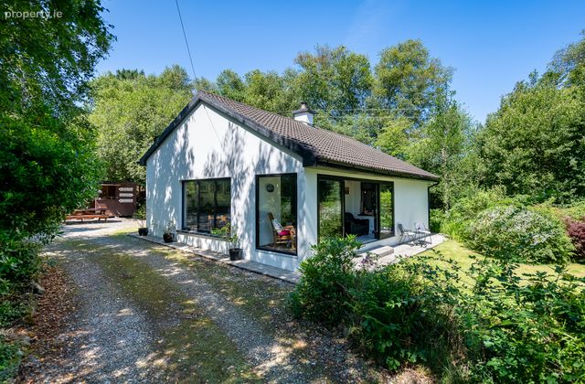 Cloonee, Tuosist, Kenmare, Co. Kerry, Tuosist, Co. Kerry - Click to view photos