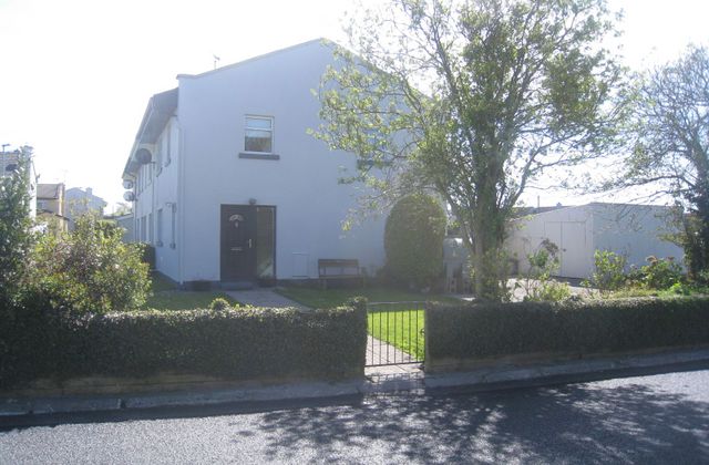 12 Devine Crescent, Edgeworthstown, Edgeworthstown, Co. Longford - Click to view photos