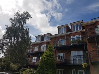 9 Riverside Apartments, Milltown Road, Milltown, Dublin 6 - Image 2