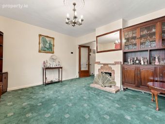 44 Coolgariff Road, Beaumont, Dublin 9 - Image 4