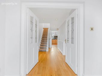 16 Portmarnock Rise, Portmarnock, Co. Dublin - Image 2