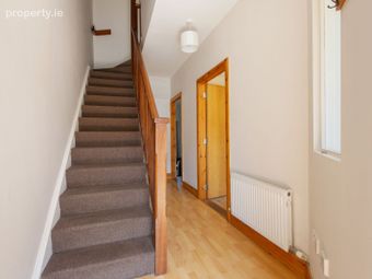 36 Belarmine Court, Belarmine, Stepaside, Dublin 18 - Image 2