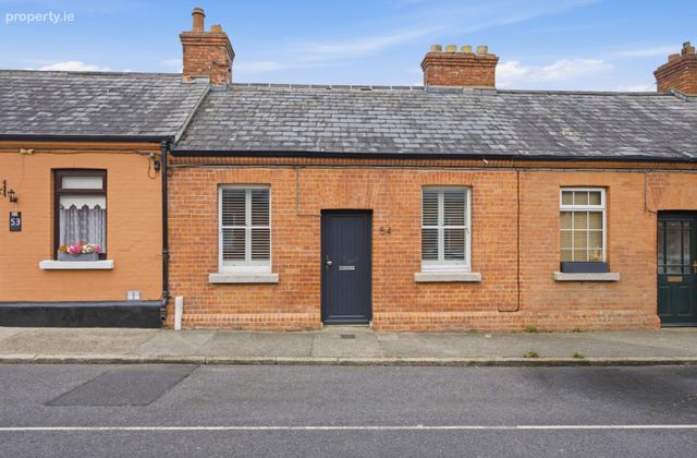 54 Pembroke Cottages, Donnybrook, Dublin 4 - Click to view photos