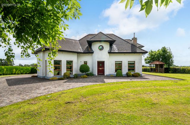 Corroy, Ballymurray, Co. Roscommon - Click to view photos