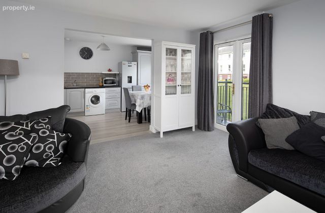 Apartment 3, Ivy Court, Broomfield Village, Midleton, Co. Cork - Click to view photos