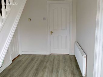 4 Carrick Esker, Edenderry, Edenderry, Co. Offaly - Image 2