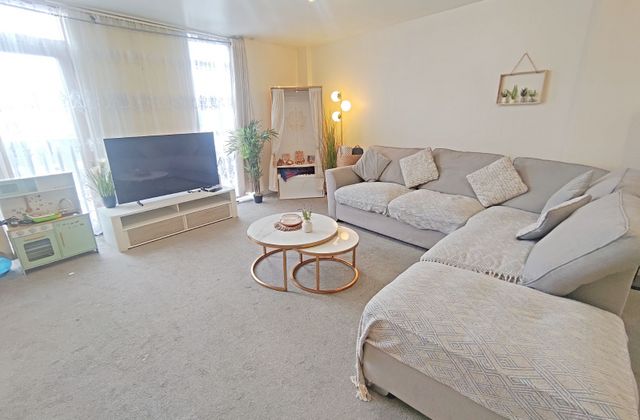 Apartment 28, Old Windmill Court, Limerick City Centre, Co. Limerick - Click to view photos