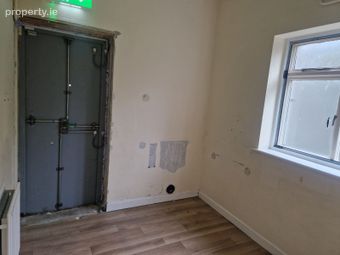 Buttons And Bolts, Bank Street, Templemore, Co. Tipperary - Image 4