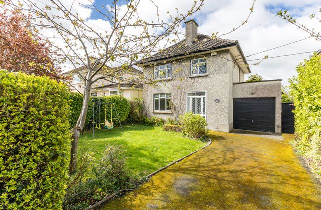 Rosnaree, 49 Saint Margaret\'s Road, Malahide, Co. Dublin - Click to view photos