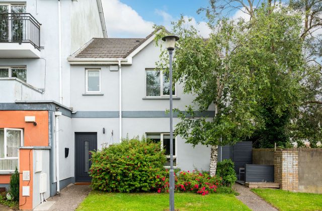 17 Gleann Ribh, Lusk, Co. Dublin - Click to view photos