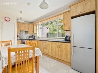 2 Sarsfield Park, Lucan, Co. Dublin - Image 5