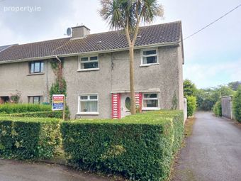 32 Saint James Gardens, Killorglin, Co. Kerry - Image 2