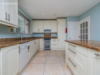 3 Strangford Drive, Newcastle, Co. Dublin - Image 4