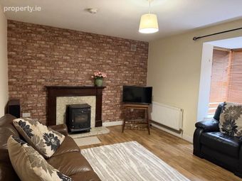 35 Parkmore Manor, Roscrea, Co. Tipperary, Roscrea, Co. Tipperary - Image 2