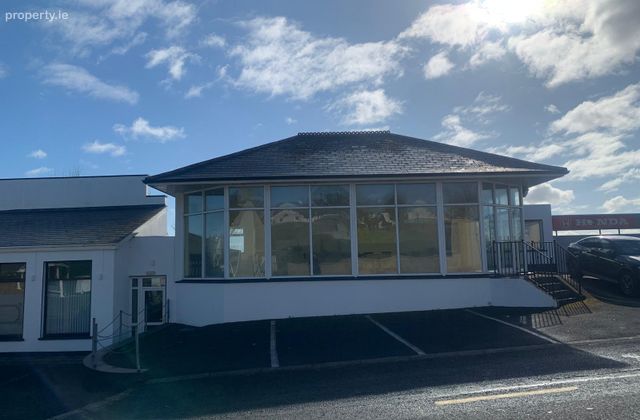 Castleplunkett, Castlerea, Co. Roscommon, Castleplunkett, Co. Roscommon - Click to view photos
