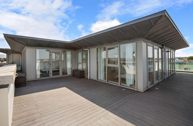 Penthouse, 31 Rathmines Wood, Ardee Road, Rathmines, Dublin 6, Rathmines, Dublin 6 - Click to view photos