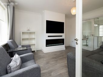 6 Castlegrange Green, Clondalkin, Dublin 22 - Image 3