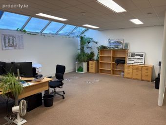 Unit 16, The Seapoint Building, 44/45 Clontarf Road, Dublin 3, Clontarf, Dublin 3 - Image 2