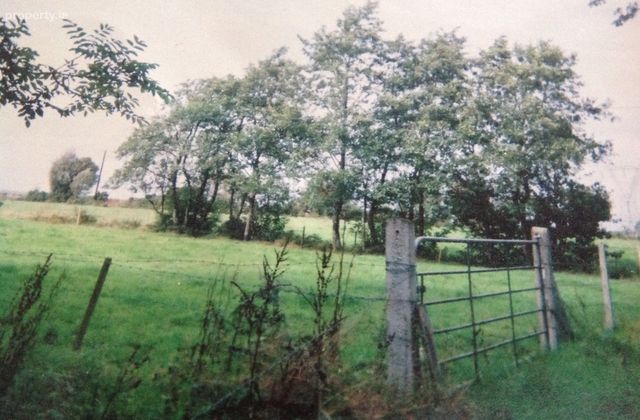 Lenaboy, Clonbern, Co. Galway - Click to view photos